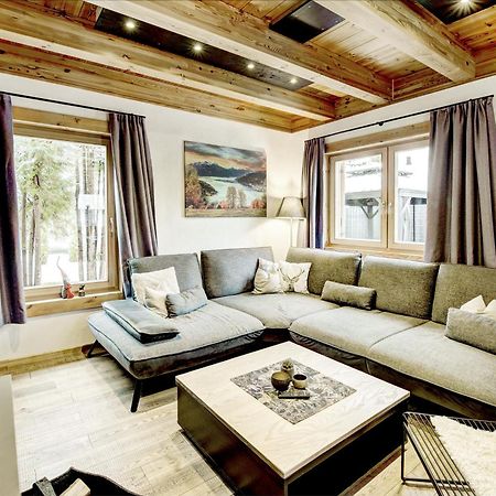 Chalet Dacha Mit Finnischer Sauna Zell am See Luaran gambar